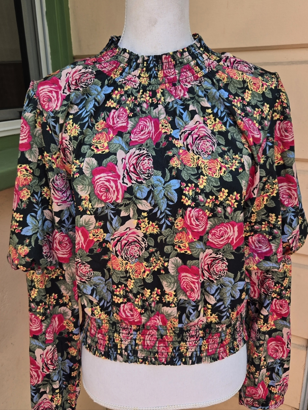 WAYF Floral Smocked Puffed Sleeve Blouse Top - Black with Pink Roses